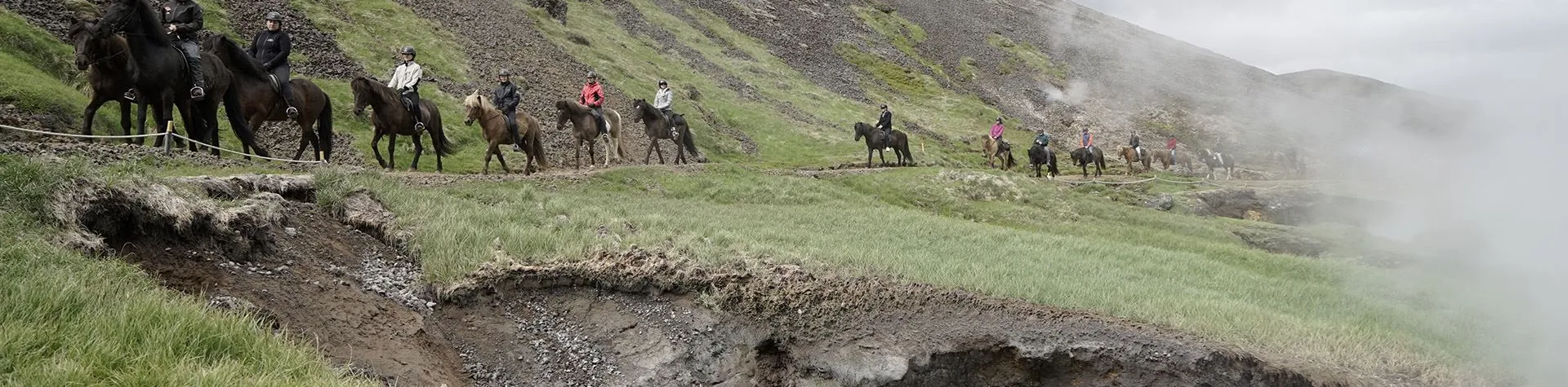 De varme kildenes dal (08:00/8 tim/5 tim ridetur) (C03)