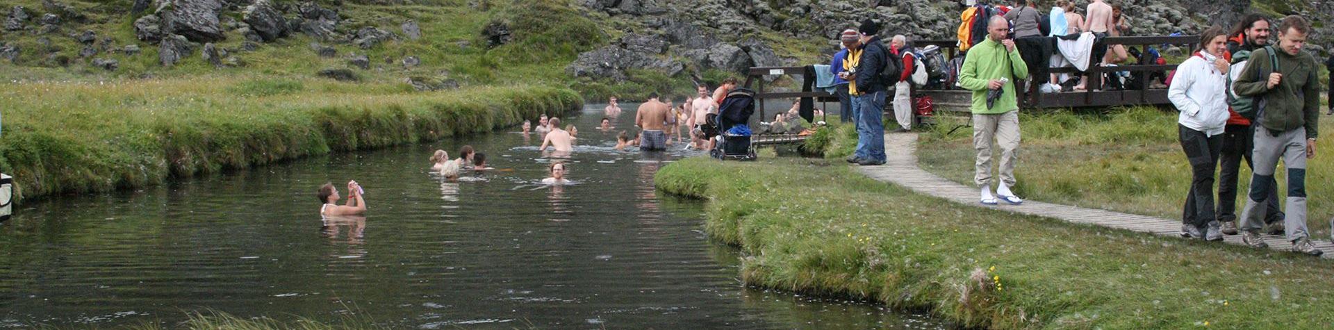 Fotturer og bad i varme kilder i det islandske høylandet