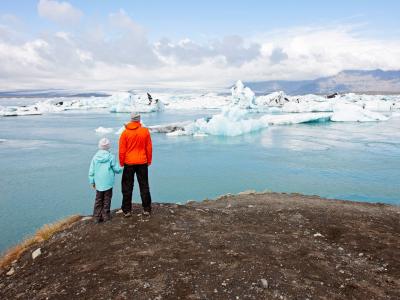Familieferie på Island